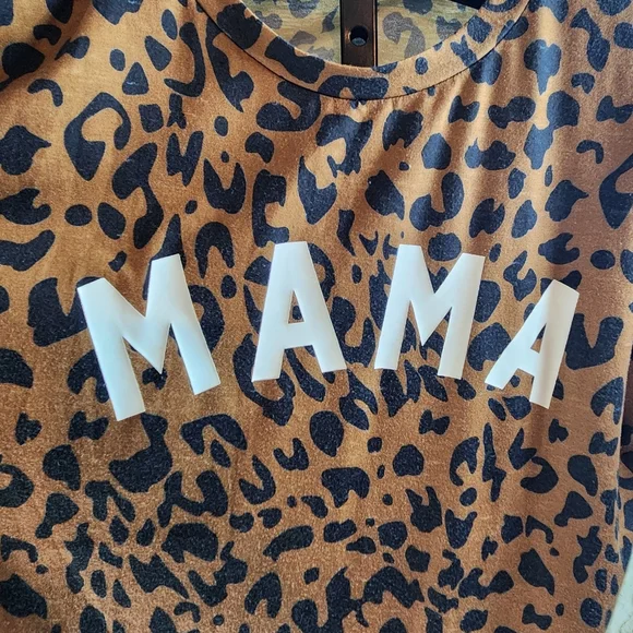 MAMA Animal Print Short Sleeve Top - Picture 3 of 10